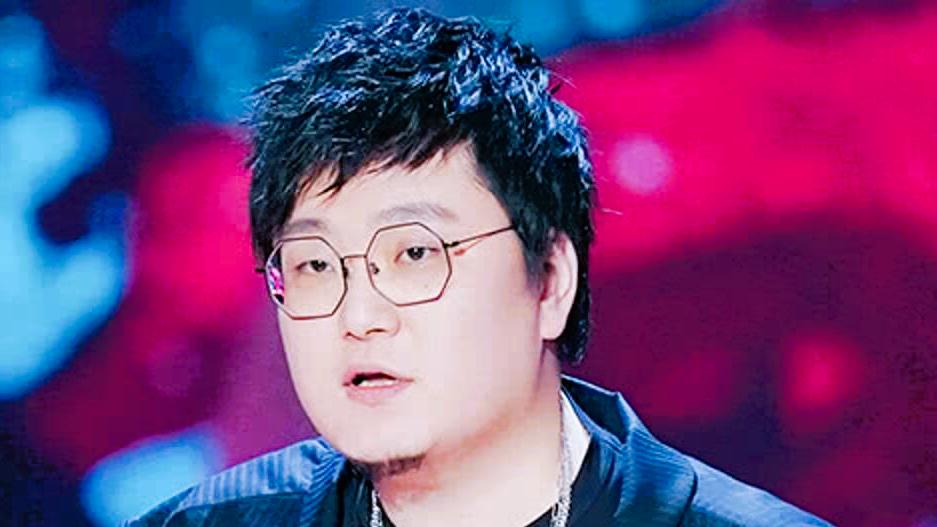 跨界联姻！王建国娶爱奇艺副总裁，好友送祝福