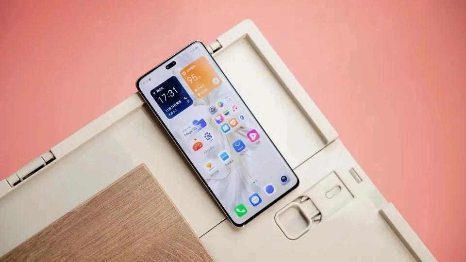 荣耀旗舰“半价”清仓，16GB+100W闪充+四曲屏，高配版才卖1969元