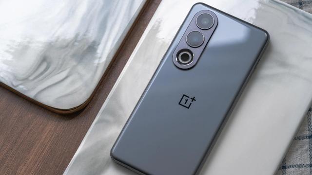 OPPO继续“发力”，1.5K直屏+100W快充，没买的终于等到了