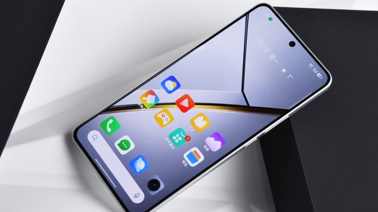 “价格战”彻底打响了，三款中端机推荐，配置高、价格亲民