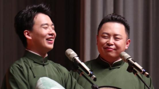 春晚第3次联排闹笑话，德云社推新人上场，网友：想趁机洗白？