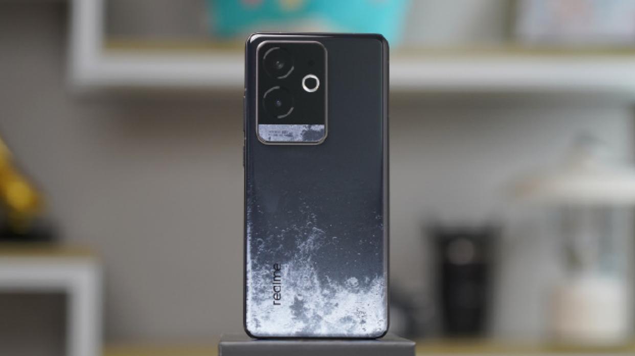 不要利潤(rùn)了？驍龍8Gen3旗艦突降至1849元，配置同價(jià)位“天花板”