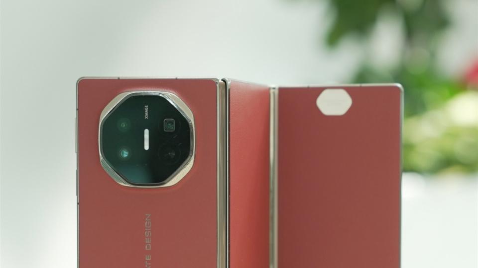 華為Mate XTs再次被確認：ID方案變化不大，9月前后登場