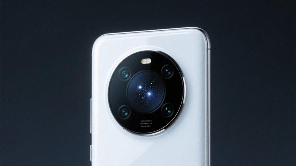 华为Mate80系列渲染图曝光：圆形模组+主动散热，规格也很激进！