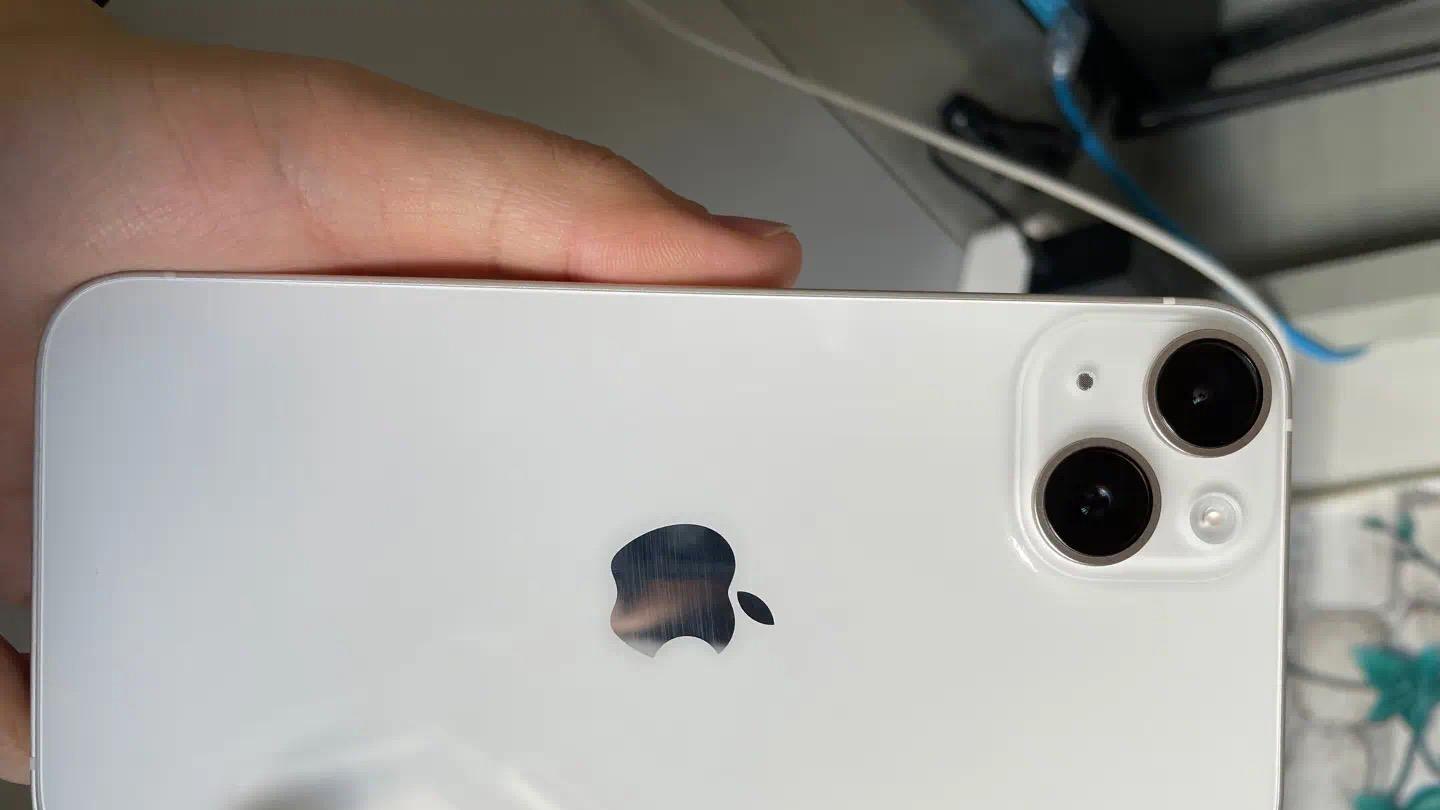 苹果手机“半价清仓”，从5999元跌至2999元，果粉可以捡漏了