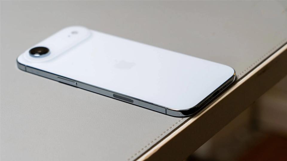 叫好不叫座！iPhone Air 2被迫延期，2027年能否逆襲？