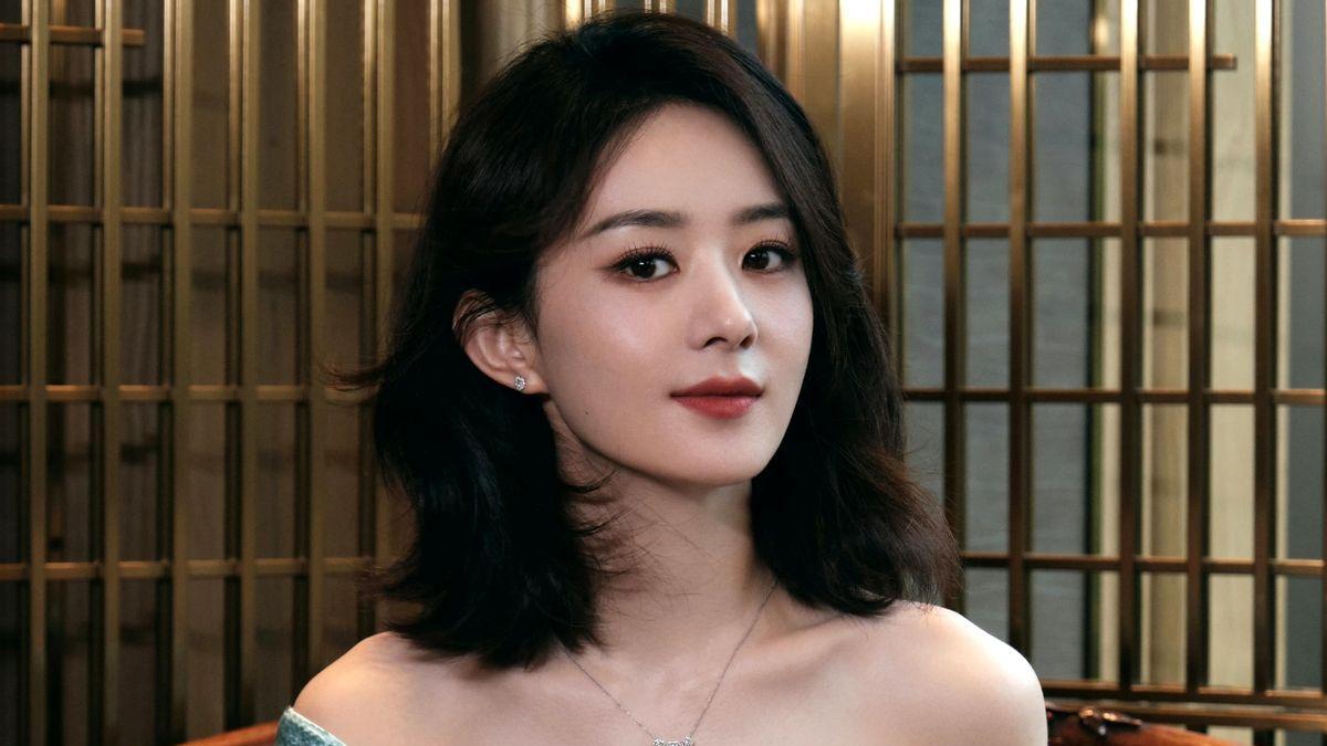 连说两句“粗话”，赵丽颖形象大跌，网友：私下人品还要低俗！