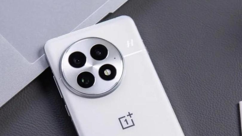 7月换手机要考虑体验，三千元档推荐这3款，16GB+512GB流畅用五年