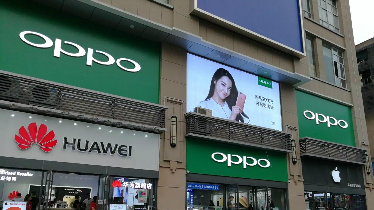 iPhone 16降价没诚意，入门款大降2500元，好的版本还是贵