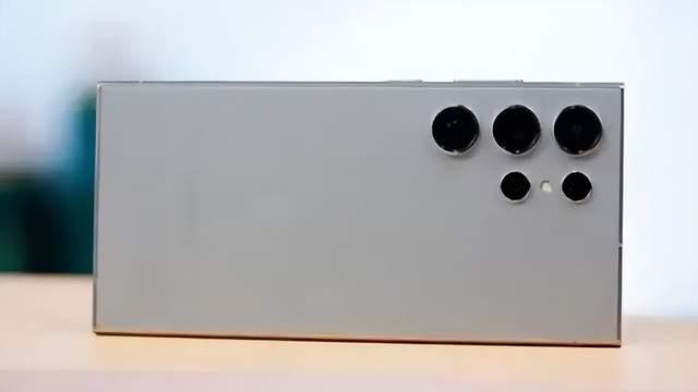 为三星S25系列让路，三星S24 Ultra突降至5800元！买到就是赚到