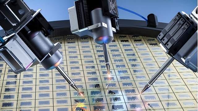 超越EUV光刻機技術，新的進展來了，這回中國能不能稱王？