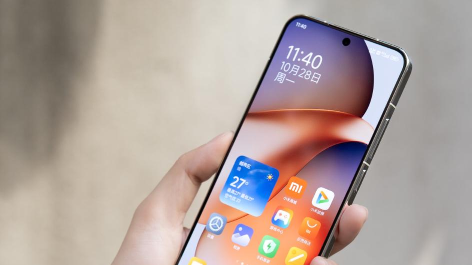 6.3英寸+潜望长焦，定价两千元档，oppo有中端小屏手机了