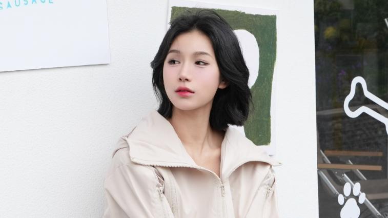 曾经直播月入百万，如今一场只有几百，女主播直言已经准备卖杯子