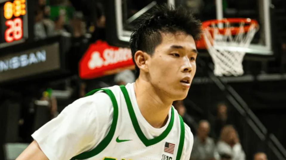 又铁！林葳第二场5中0仅3分！进攻上头急躁，但组织与防守还行！