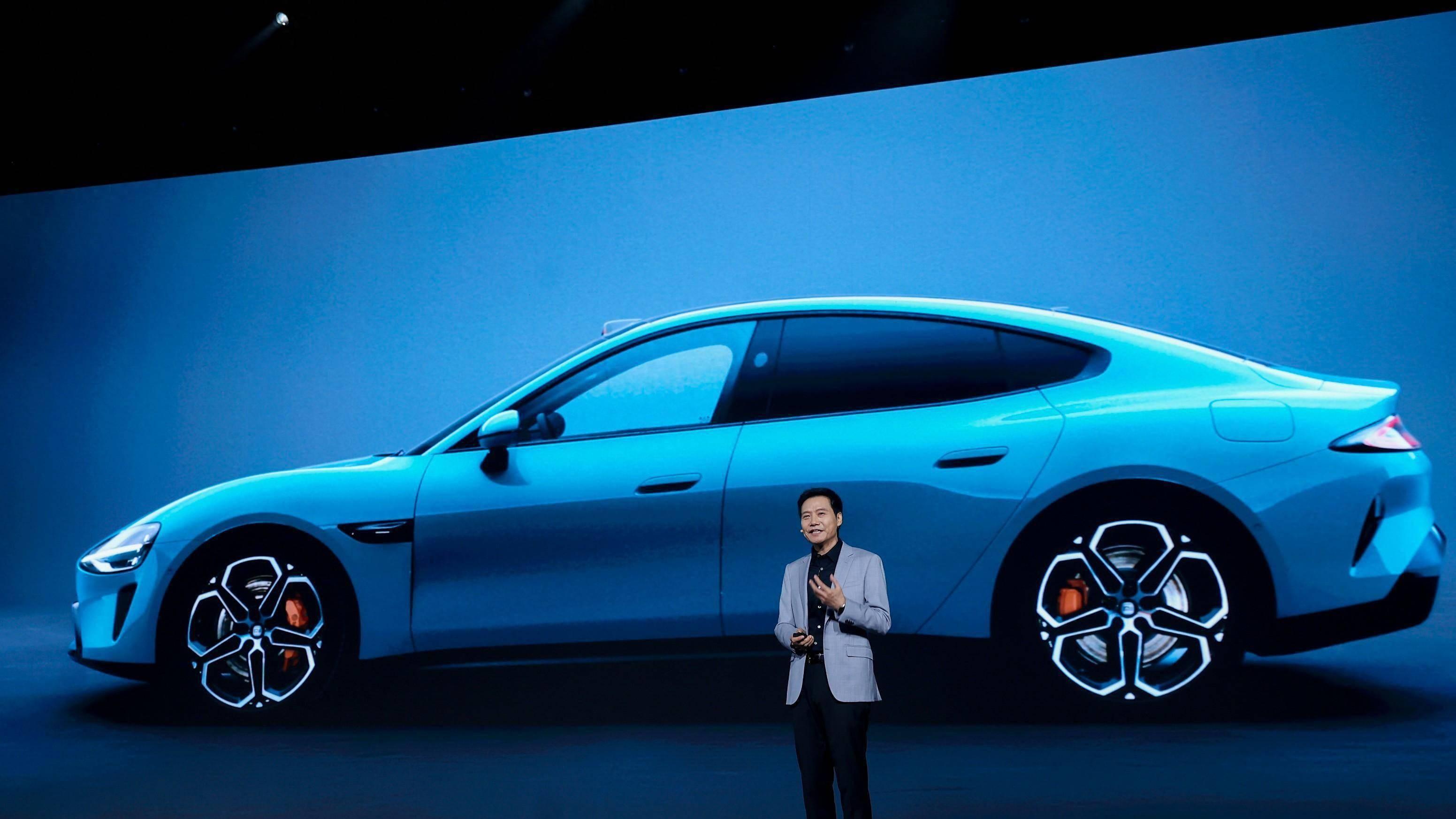 雷軍深陷‘全網(wǎng)圍剿’！萬億帝國遭遇史上最兇輿論絞殺