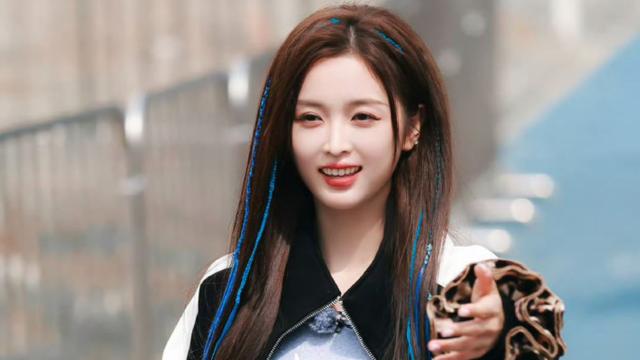 “小燕子”也去录浪姐了，曾经资源好到爆，赵丽颖杨紫为她作配