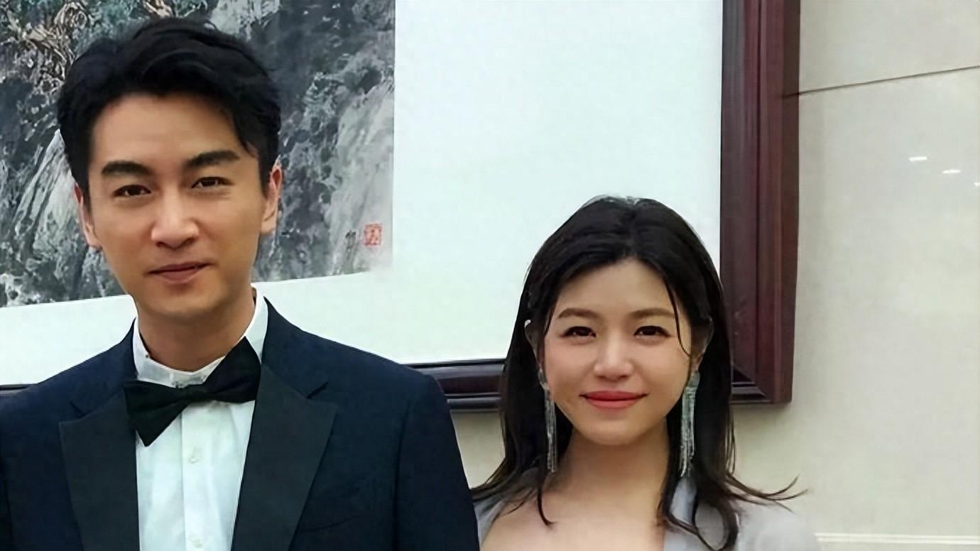 这一回，次次暧昧后完美抽身，让女方背负骂名的陈晓，终于翻车了