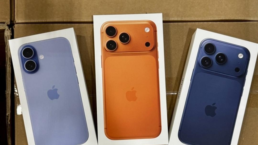 iPhone17 256G難怪這么便宜，原來庫克用了更差的存儲芯片