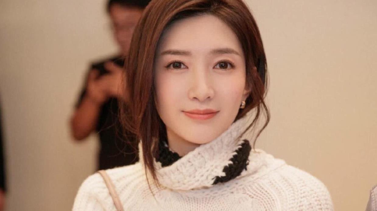 江疏影，高级脸也曾自卑，原来女神也容貌焦虑逆袭之路令人深思！