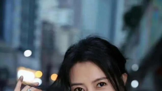 高圆圆，身材婚后保养如此完美，当年谁都爱过的全民女神