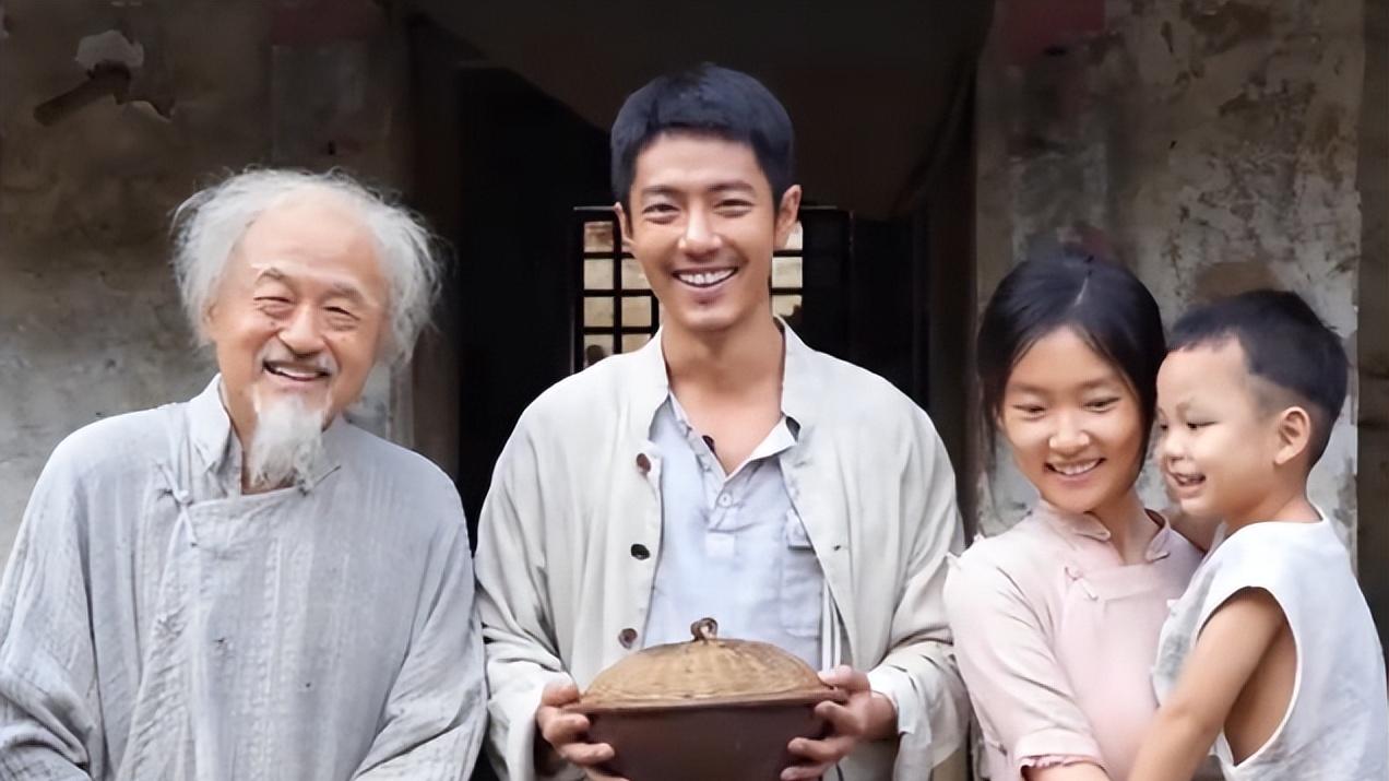 肖战《得闲谨制》引争议，票房为何“倒挂”？