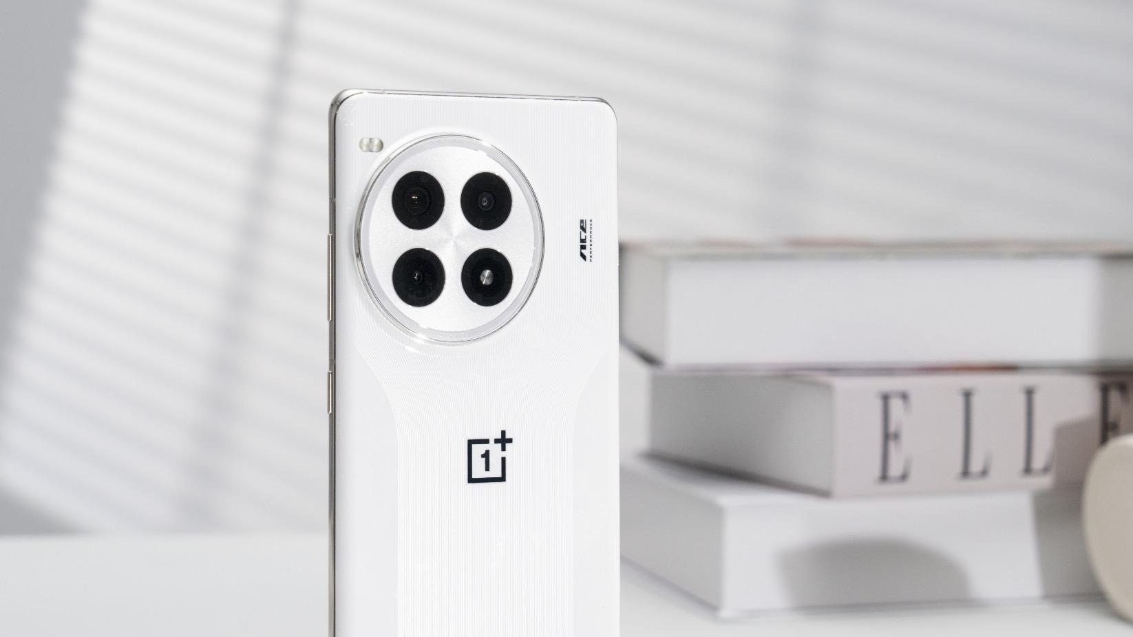 一加更猛了，驍龍8Gen3+16GB+512GB突降1274元，還能再戰五年