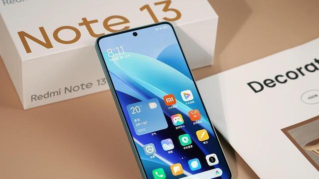 不到1500元，年底手机如何选？可以看看这三款产品