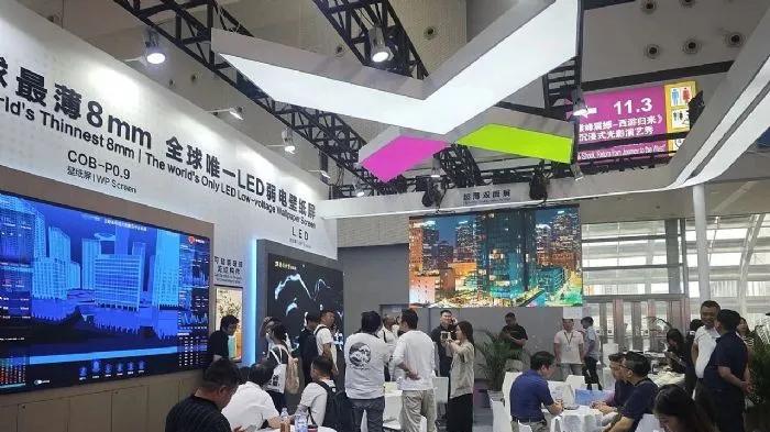 LED直显大屏厚度进入“毫米”时代