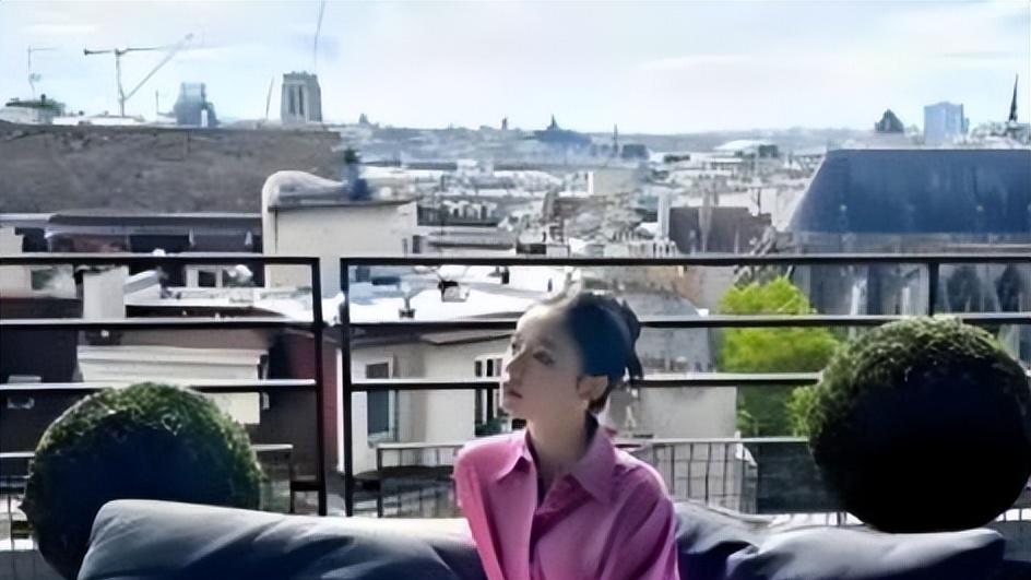 沈腾林允公园现身，疑似带娃引绯闻热议