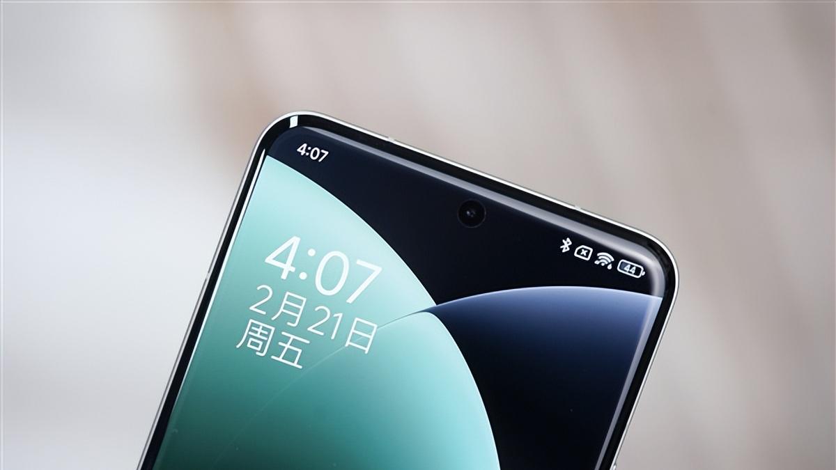 卢伟冰看到了吗？小米15 Ultra最新激活量数据曝光