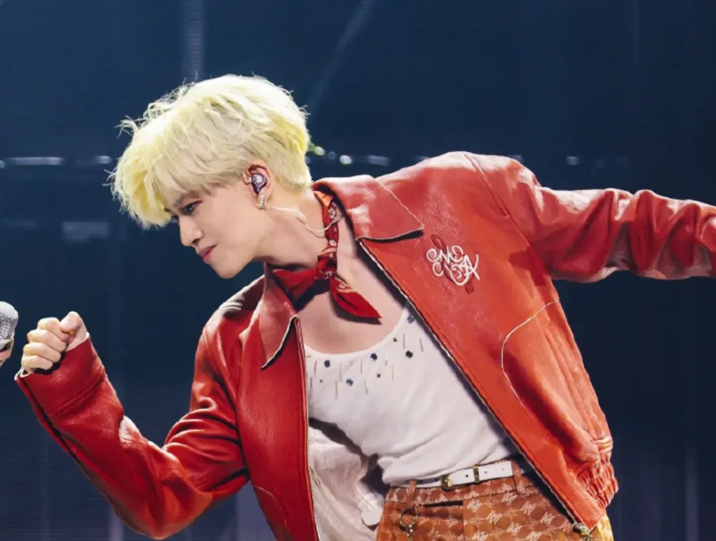 任嘉伦神秘海外行程揭秘，原来是巴黎高级珠宝鉴赏活动