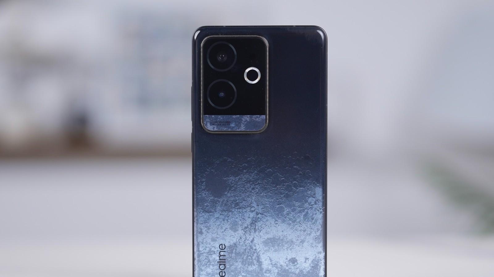 真我彻底清仓，骁龙8Gen3手机才卖1615元，120W+金属中框，真香！