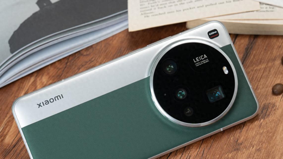 超大杯旗舰混战，影像与续航谁更胜一筹，Find X8 Ultra能否逆袭？