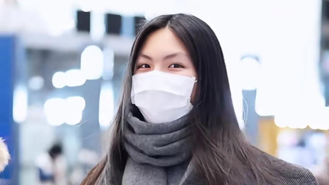 15岁王诗龄返英学费曝光！住安妮公主宿舍，李湘“钞能力”赢麻了