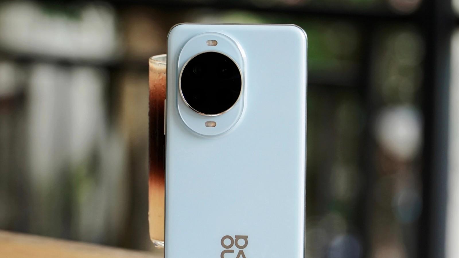 华为努力冲销量，512GB+红枫镜头+30倍变焦，低至3249元