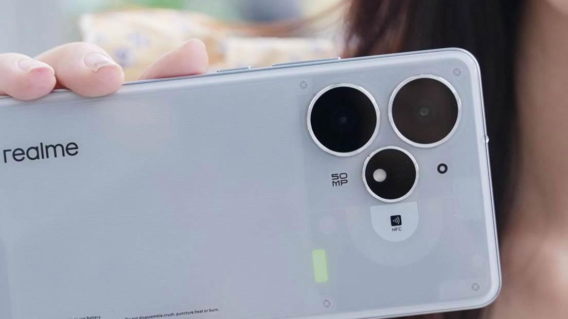 性价比不输红米，跑分245万+7200mHA+百瓦闪充，国补后低至1699元