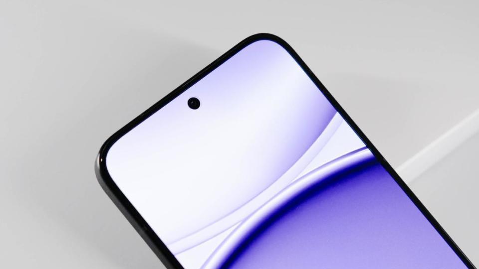 小米“续航王”再度跌至新低，7550mAh+240万跑分，国补后1597元