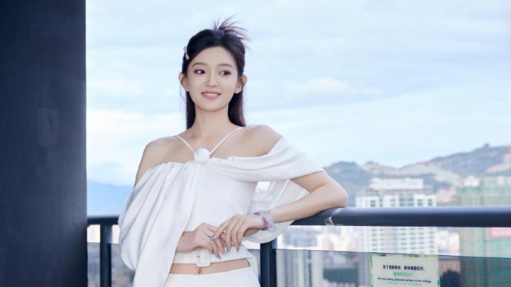 《乘风2025》真正的“黑马”不是罗予彤，节目组力捧的有两人