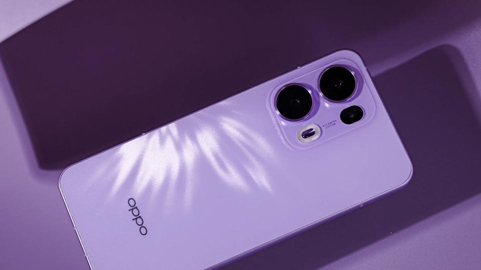OPPO Reno15再次被确认：金属中框+大R角直屏，或是中端美学新标杆！