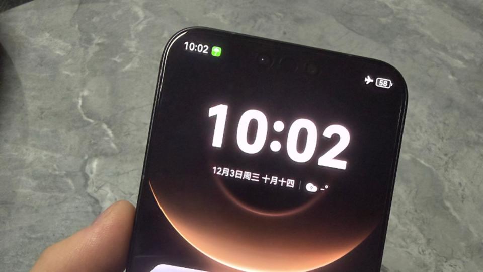 華為Mate80系列迎雙喜：18天銷量破百萬，同比前代大幅增長！