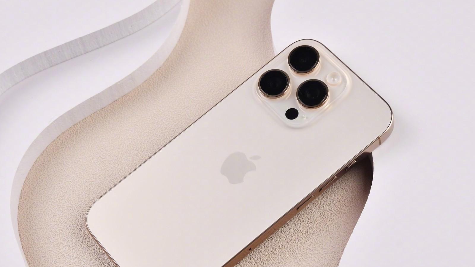 库克放弃高利润！iPhone 16 Pro突降2601元，幸福来得很突然