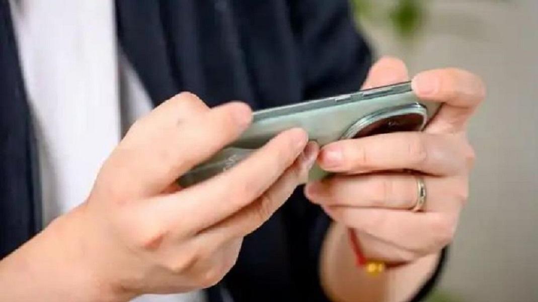 vivoY300：不仅轻薄，还长续航，256GB版跌到了934元