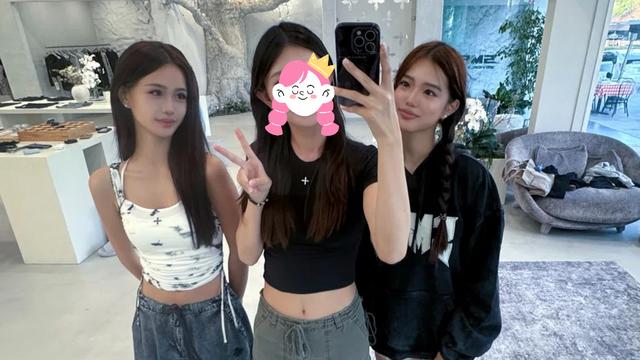 钟丽缇俩女儿美国逛街，Jaden考拉从颜值到身材都无可挑剔，硬美