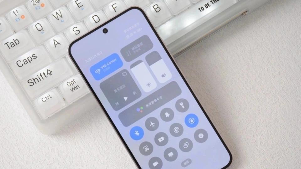 小米开启“清仓模式”，16GB+1TB跳水2195元，顶配旗舰降至谷底价