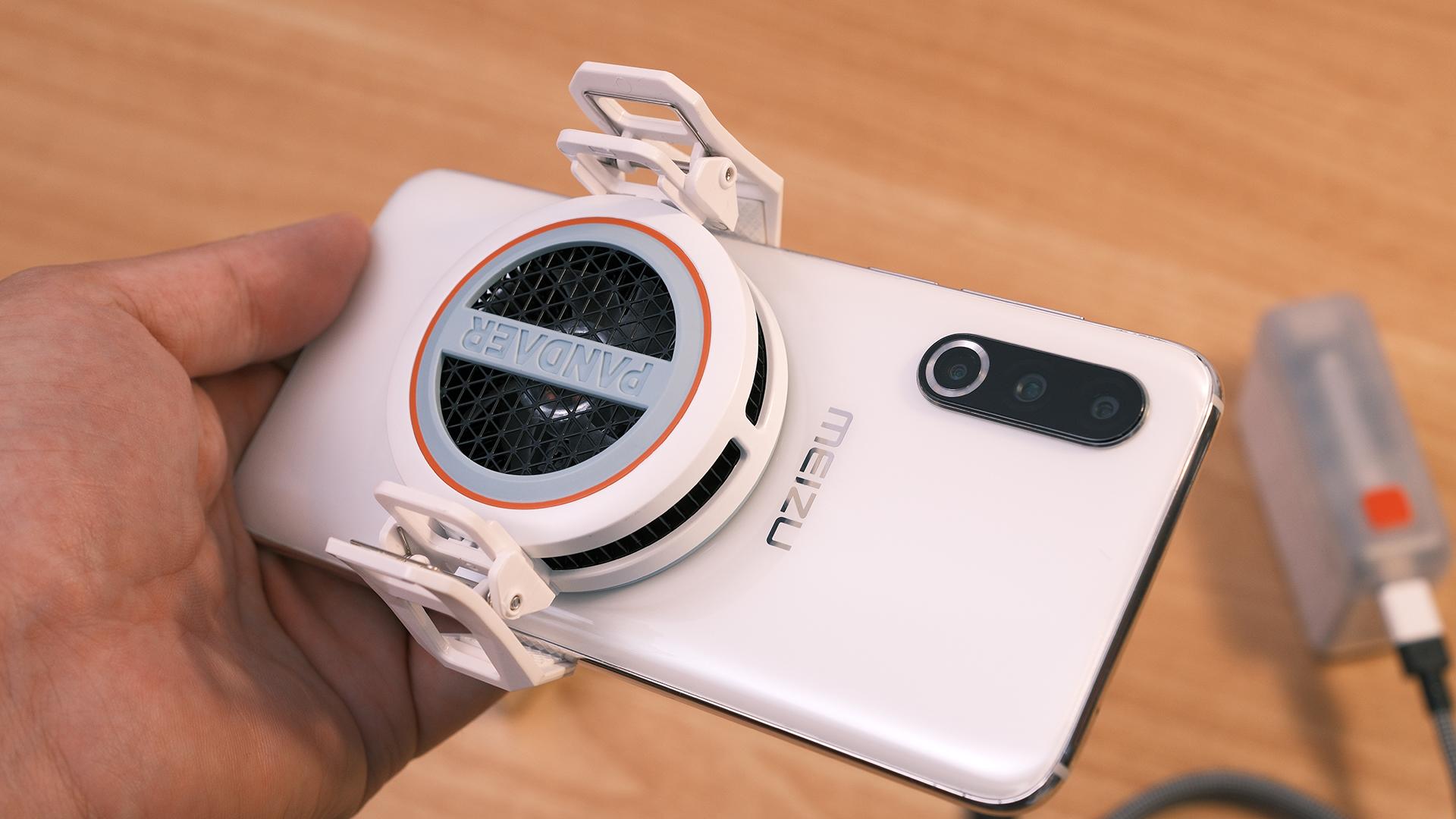 魅族PANDAER冰能秒磁散热背夹，小冰贴，轻贴即凉