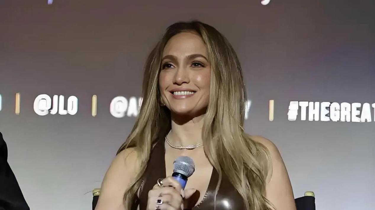 全球公认身材最好的十大美女之第六名——詹妮弗洛佩兹