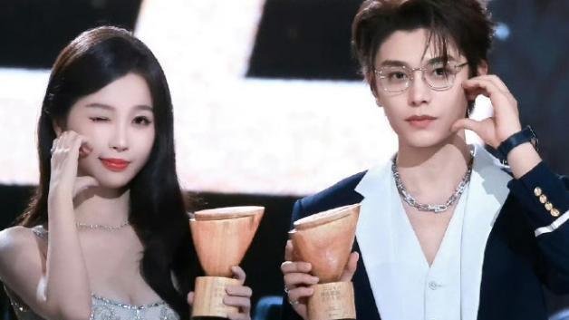 对比于丁禹兮和虞书欣，李昀锐和孟子义被指是演的，真的如此吗？