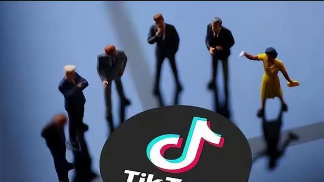 刚刚！特朗普，“重磅发声”！会见周受资