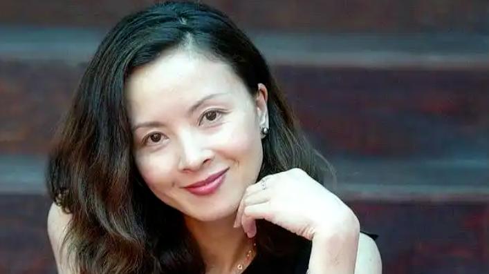 最美杨贵妃周洁：死前苦求刘晓庆，27万美元包机回国，仅3天就去世