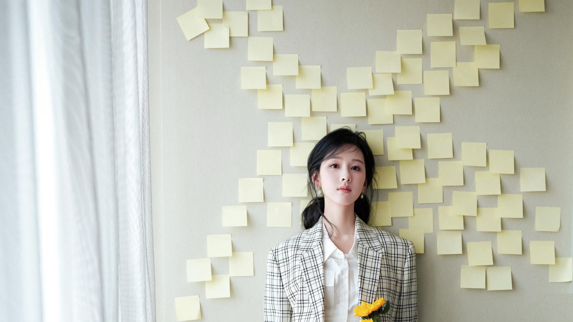 陈都灵的大长腿玉足